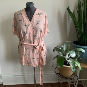 Hand made pink crane print wrap top size 1X